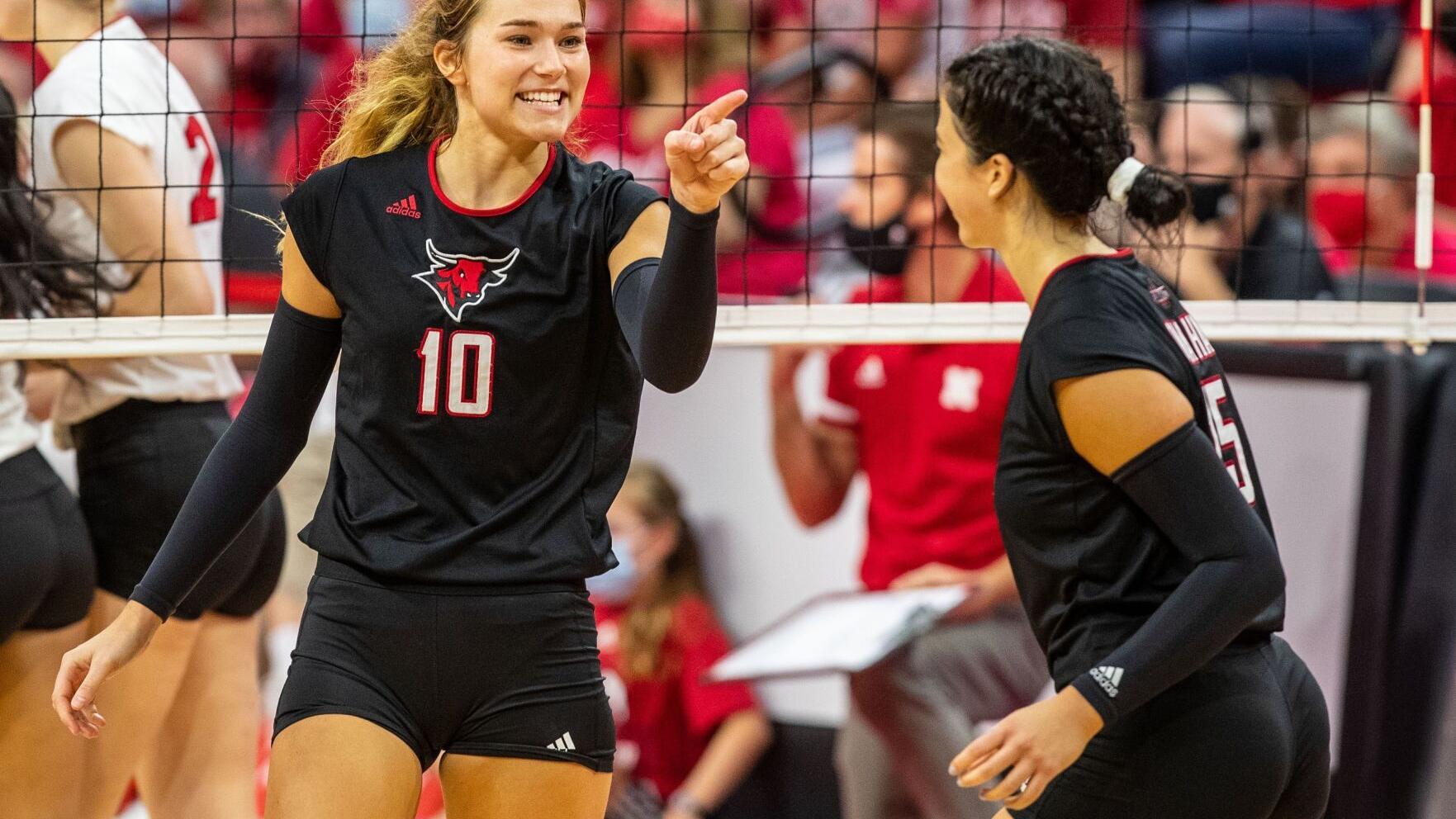 UNO's Sadie Limback earns Summit League player of the year award